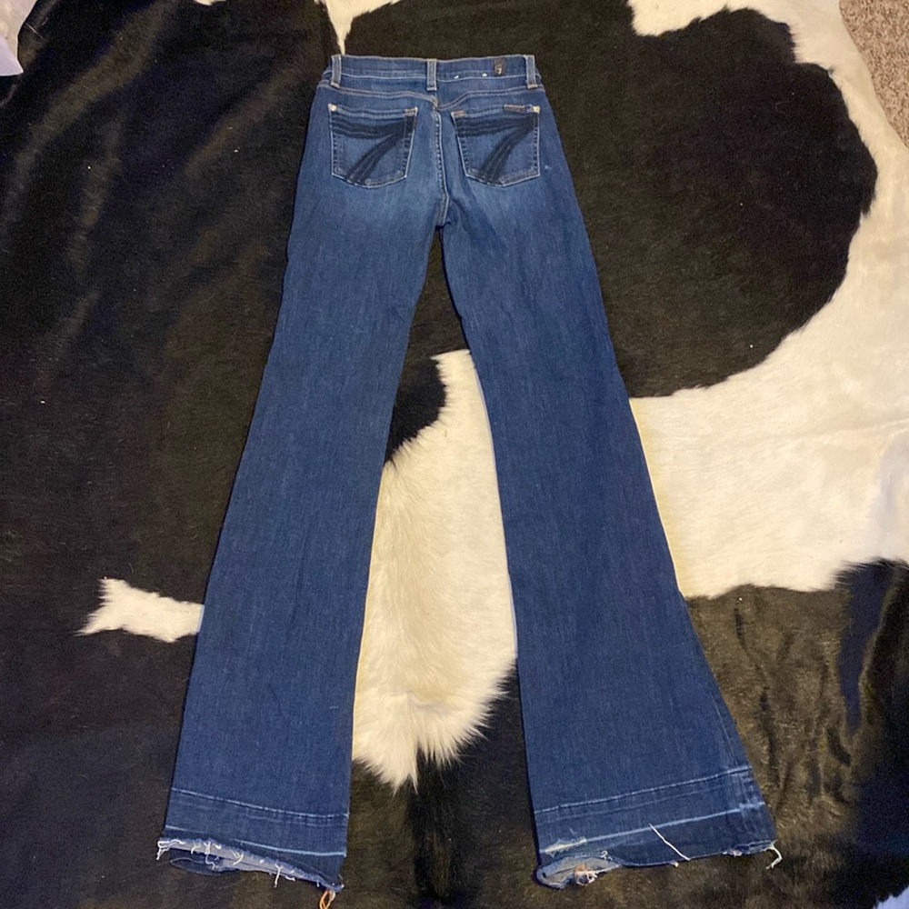Dark wash 7s for all mankind dojo jeans, size 25!